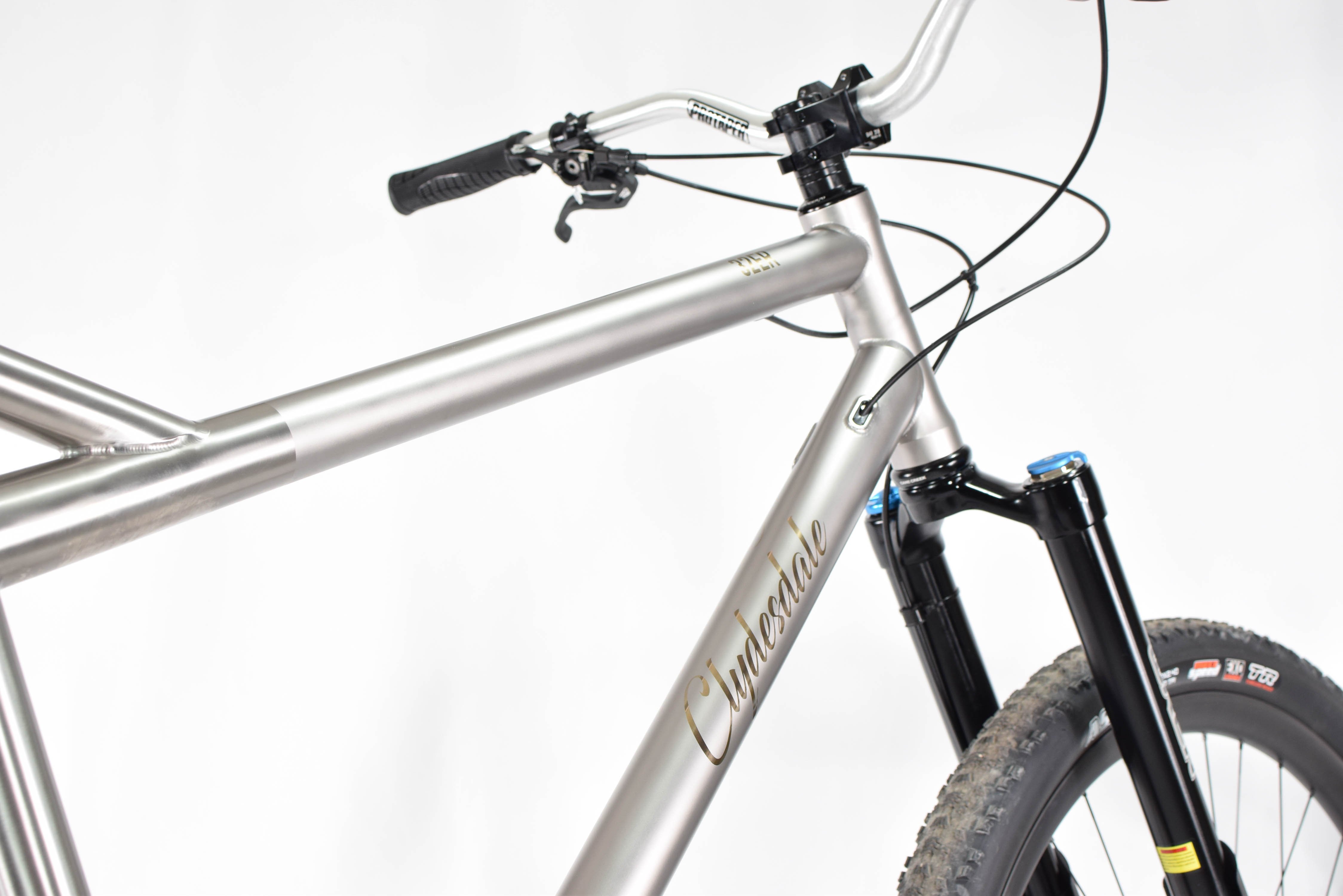 Clydesdale 32er hardtail mountain bike closer shots WEB-2