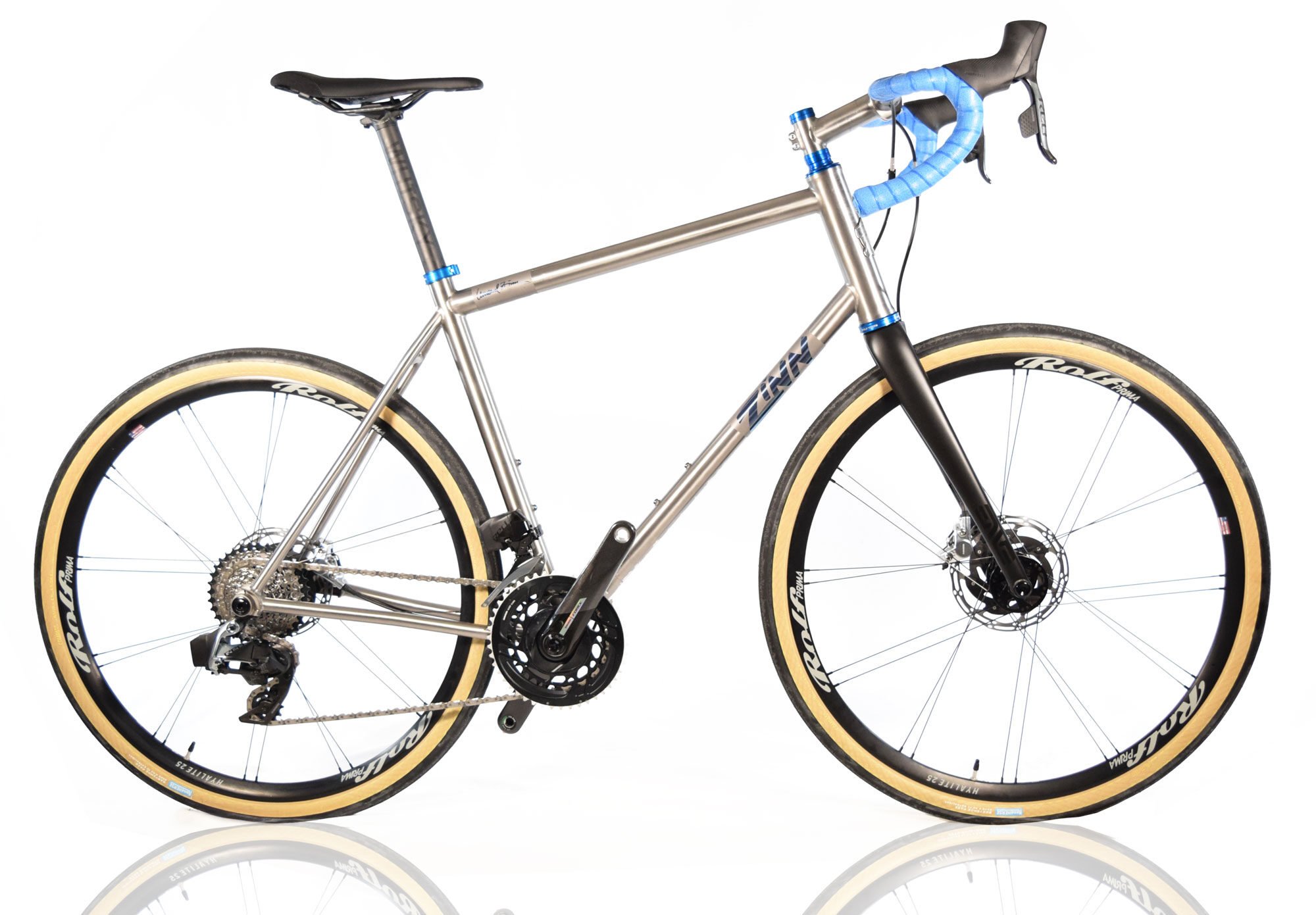 Titanium-Travel-bike-Zcoupler-w-reflect-2000px