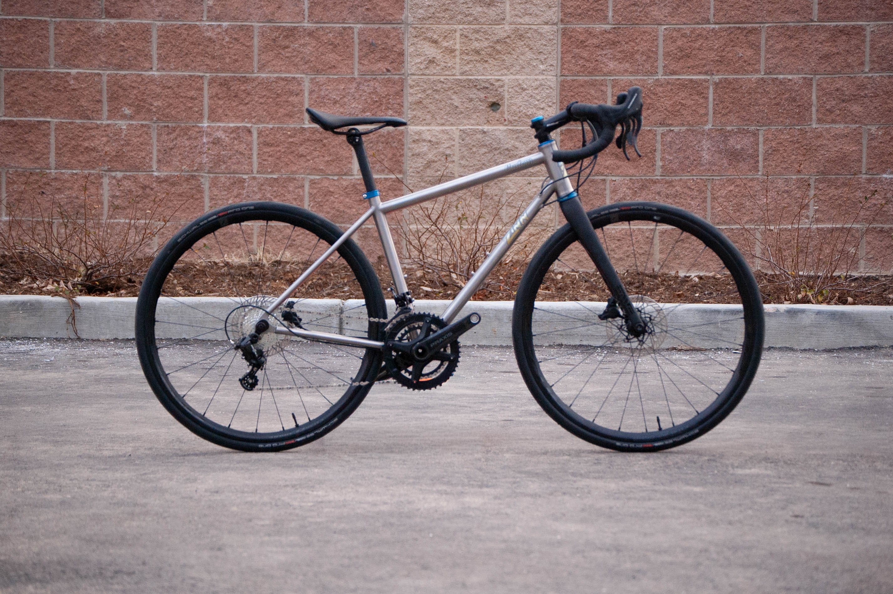 Zinn custom road bike elise read WEB-1